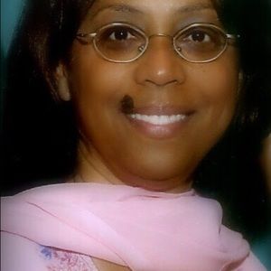 Meet your Posher, Larue